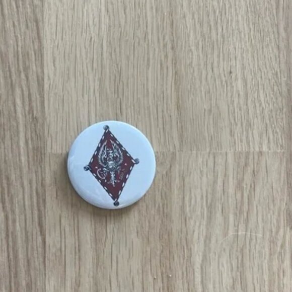 Pi Beta Phi Crest Button Pin - Picture 2 of 3